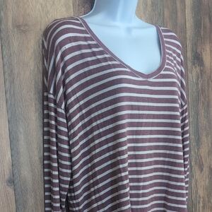 American Eagle Soft & Sexy Maroon and White Striped Long Sleeve Tee M       D333
